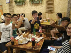 石碣镇烧烤加盟,学烧烤技术,开烧烤店多少钱疯狂烤翅加盟